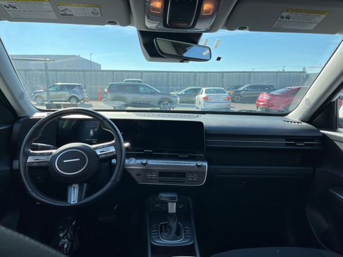 Used 2025 Hyundai Kona SEL image 33
