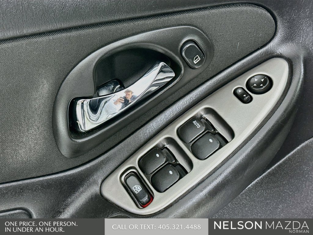 Used 2006 Chevrolet Malibu LT w/ Front Seating Package FWD image 18