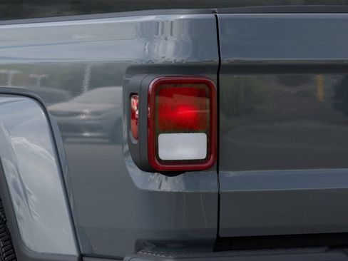 New 2026 Jeep Gladiator Sport AWD/4WD image 10