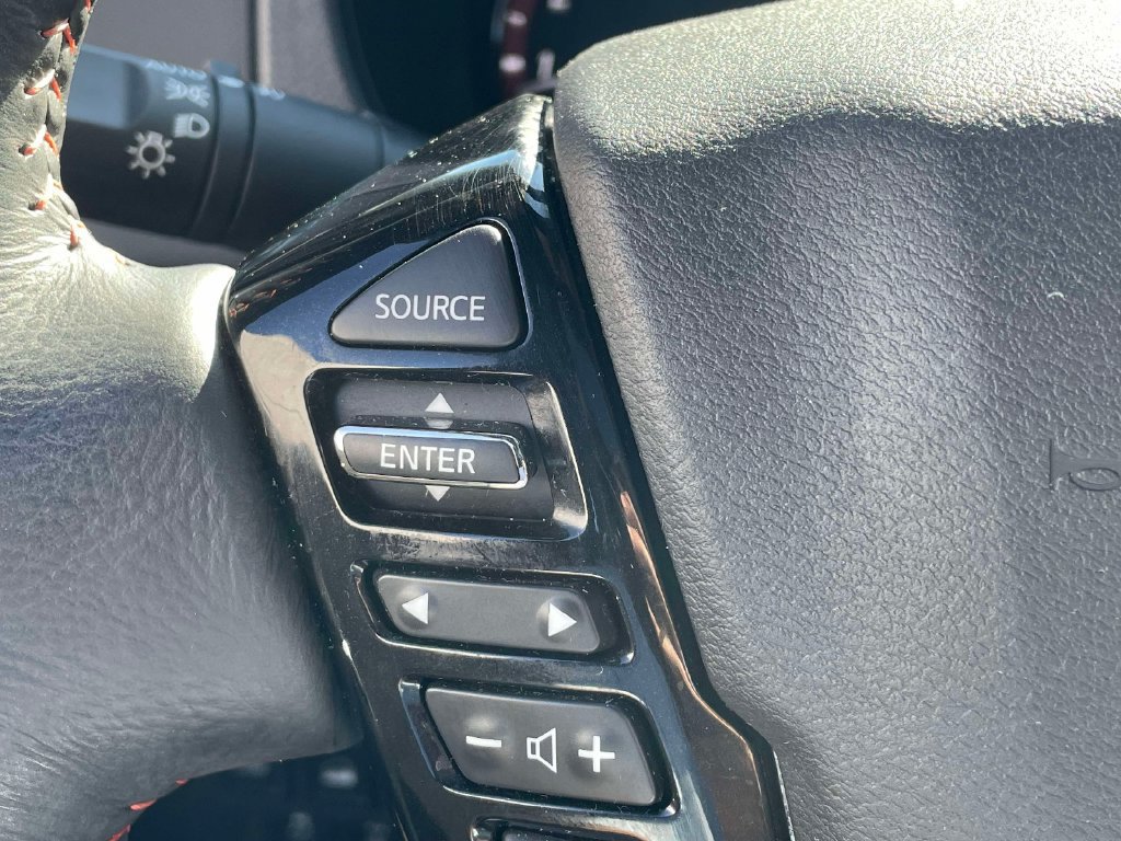Used 2023 Nissan Frontier PRO-4X w/ Pro-4X Premium Package AWD/4WD image 30