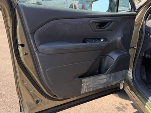Certified 2026 Subaru Forester Premium AWD/4WD image 22