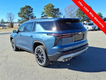 New 2026 Chevrolet Traverse LT w/ Sun and Wheel Package