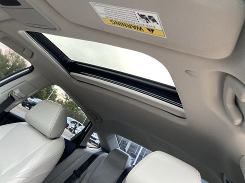 Used 2023 Honda Accord Touring image 29