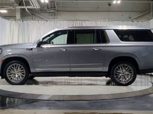 Used 2023 GMC Yukon XL Denali w/ Max Trailering Package image 5