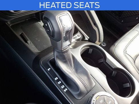 New 2025 Ford Bronco Badlands image 9