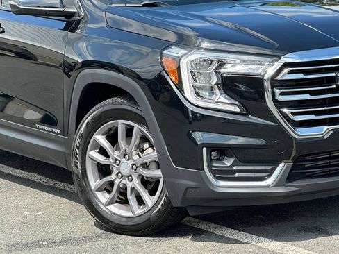 Used 2024 GMC Terrain SLT FWD image 38