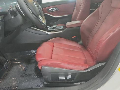Certified 2023 BMW 330i Sedan RWD image 18