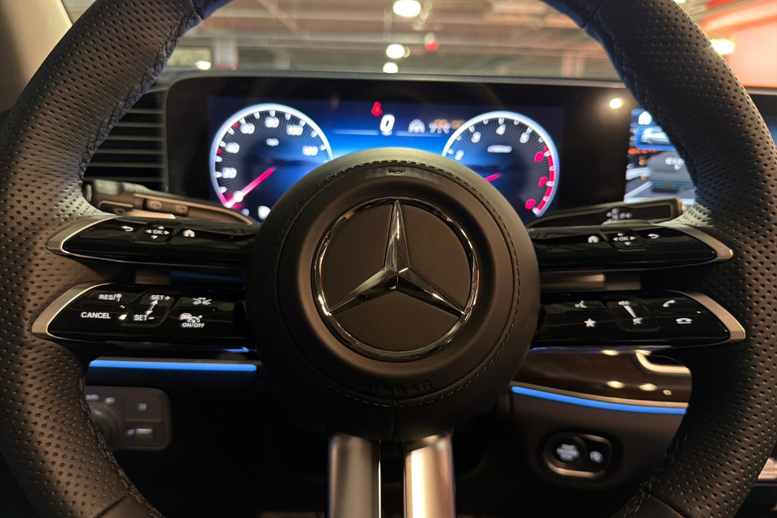 New 2026 Mercedes-Benz GLS 450 4MATIC image 24