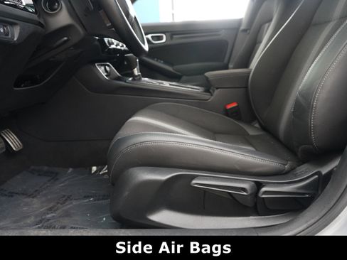 Used 2023 Honda Civic Sport image 12