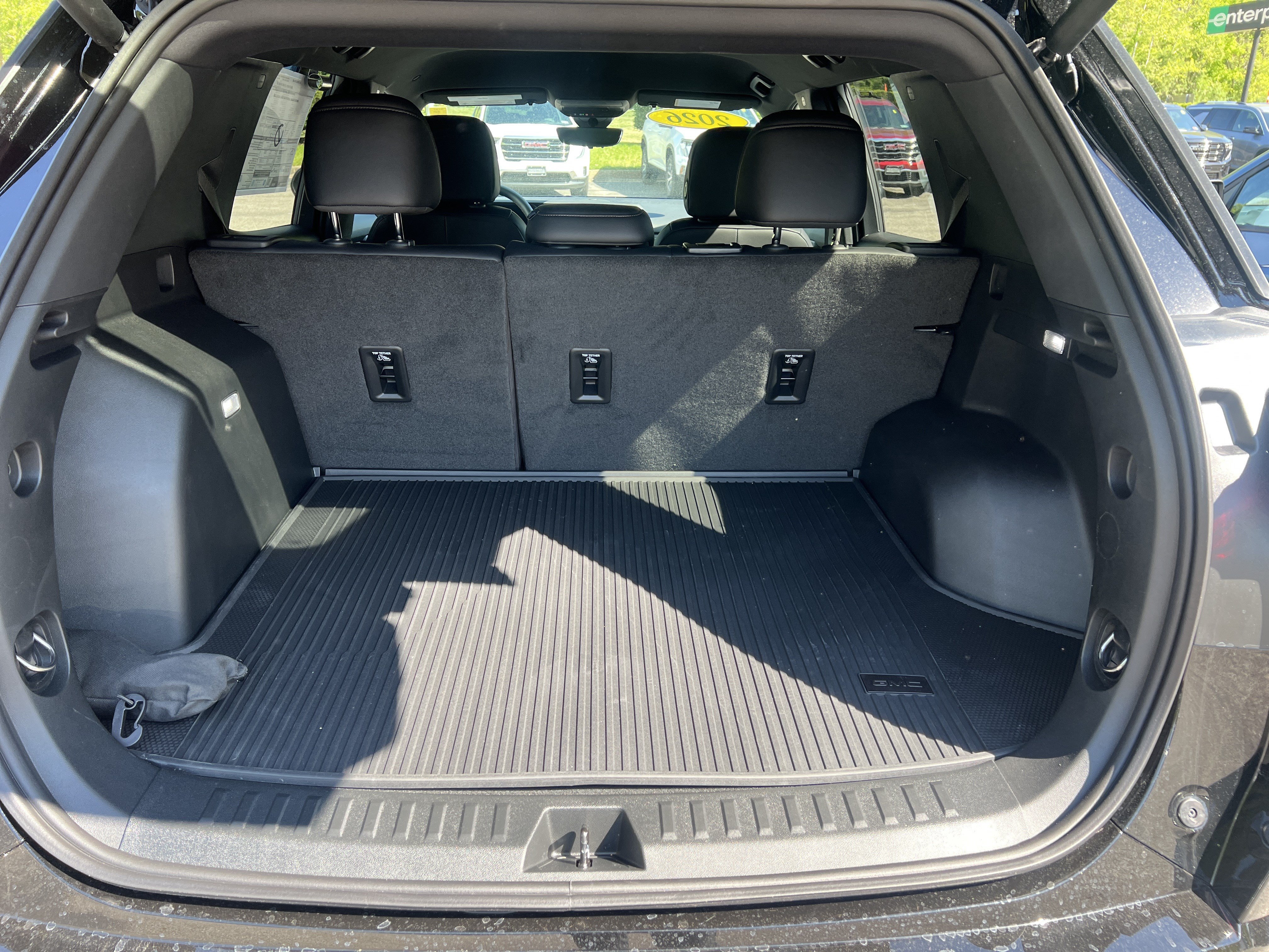 New 2026 GMC Terrain AT4 w/ Technology Package II AWD/4WD image 13