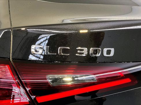 New 2026 Mercedes-Benz GLC 300 4MATIC image 6