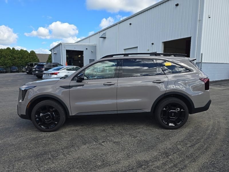 Used 2024 Kia Sorento SX AWD/4WD image 4