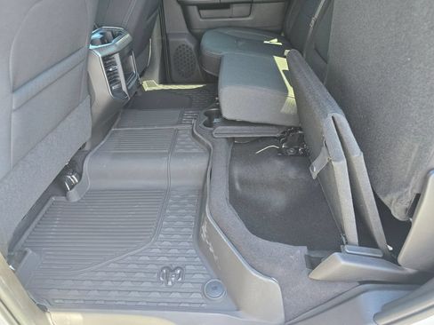 New 2026 RAM 2500 Big Horn AWD/4WD image 12