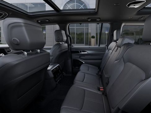 New 2026 Jeep Grand Wagoneer Limited image 23