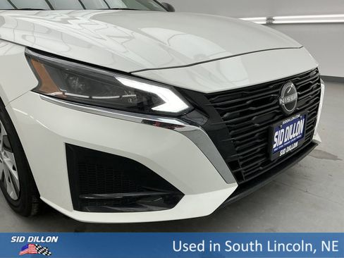 Used 2024 Nissan Altima 2.5 S image 26