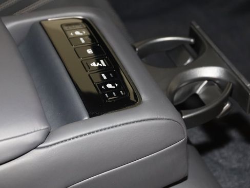 Used 2019 Lexus LS 500 AWD w/ Interior Upgrade Package image 17