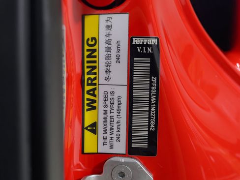 Used 2022 Ferrari F8 Tributo RWD image 38