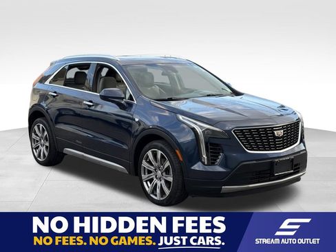 Used 2019 Cadillac XT4 Premium Luxury w/ Technology Package AWD/4WD image 1