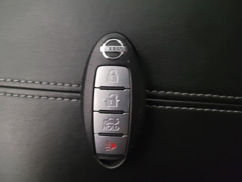 Used 2022 Nissan Sentra SV FWD image 32