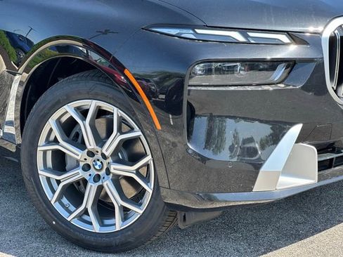 New 2026 BMW X7 xDrive40i AWD/4WD image 2