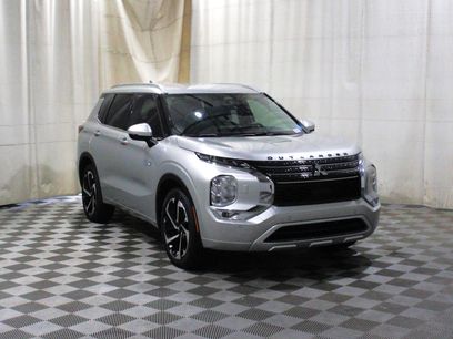 Used 2023 Mitsubishi Outlander 4WD Plug-In Hybrid