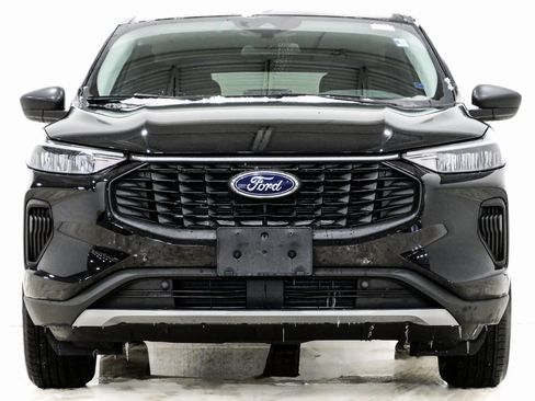 Used 2024 Ford Escape Active image 2