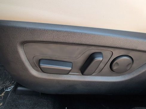 Used 2025 MAZDA CX-30 AWD 2.5 S w/ Premium Package image 14