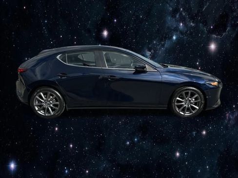 Used 2021 MAZDA MAZDA3 s image 21