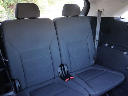 Used 2019 Kia Sorento AWD V6 image 22