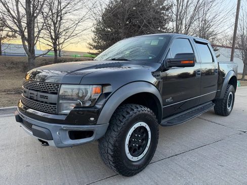Used 2013 Ford F150 Raptor w/ Luxury Equipment Group image 20