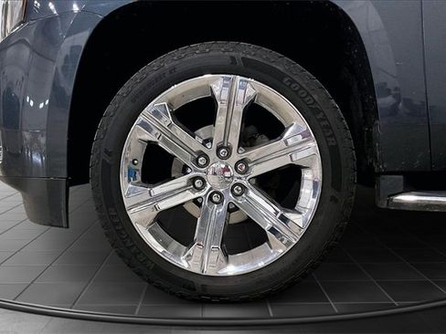 Used 2019 GMC Yukon SLT image 9