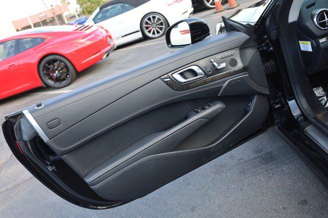 Used 2014 Mercedes-Benz SL 550 image 22
