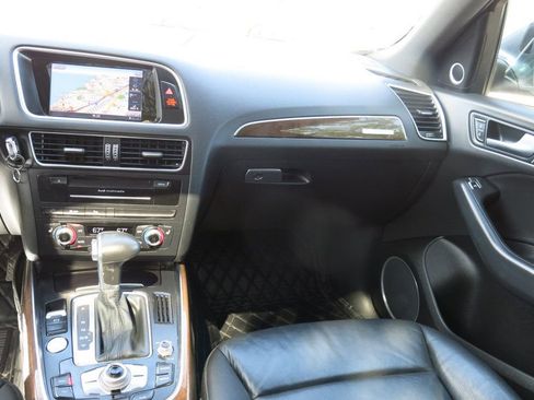 Used 2016 Audi Q5 2.0T Premium Plus AWD/4WD image 38