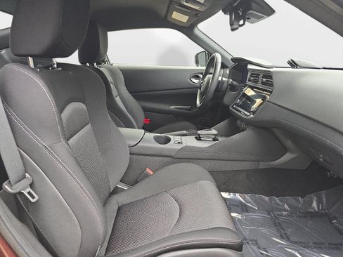 Used 2025 Nissan Z Sport w/ Floor Mat Package RWD image 33
