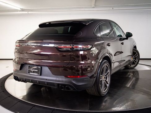 Certified 2023 Porsche Cayenne Platinum Edition AWD/4WD image 7