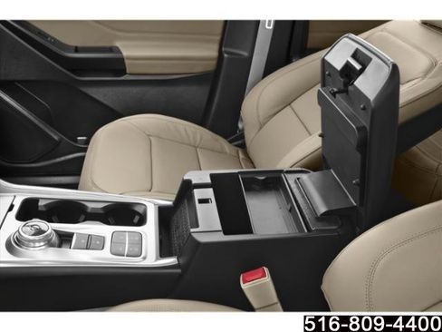 Used 2023 Ford Explorer Limited w/ Equipment Group 301A image 15