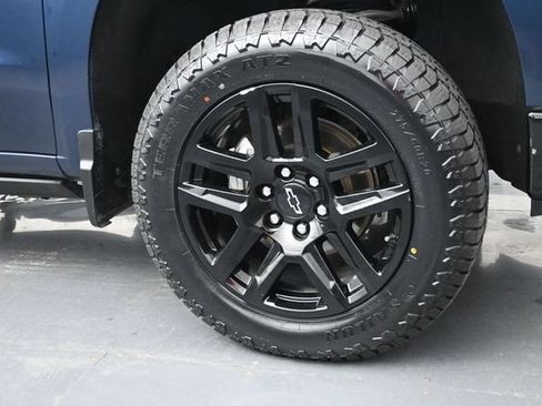 Used 2022 Chevrolet Silverado 1500 LT Trail Boss w/ Convenience Package II AWD/4WD image 36