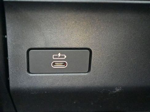 New 2026 BMW X5 sDrive40i w/ M Sport Package image 4