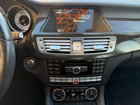 Used 2014 Mercedes-Benz CLS 550 4MATIC image 30