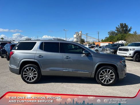 Used 2021 GMC Acadia Denali w/ Denali Technology Package image 8