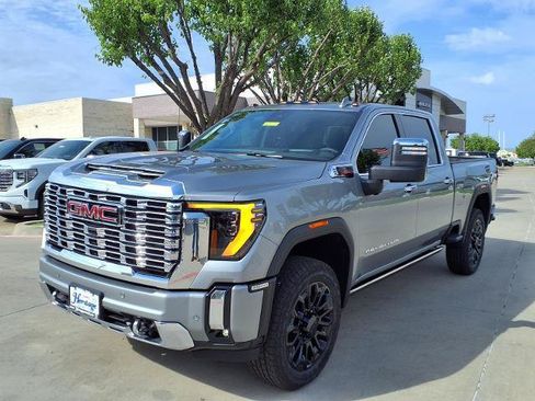 New 2026 GMC Sierra 2500 Denali w/ Denali Reserve Package AWD/4WD image 28