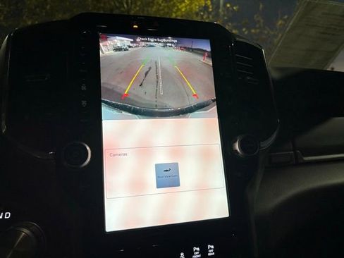 Used 2025 RAM 1500 Laramie image 28