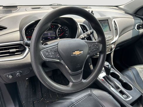Used 2020 Chevrolet Equinox LT AWD/4WD image 11