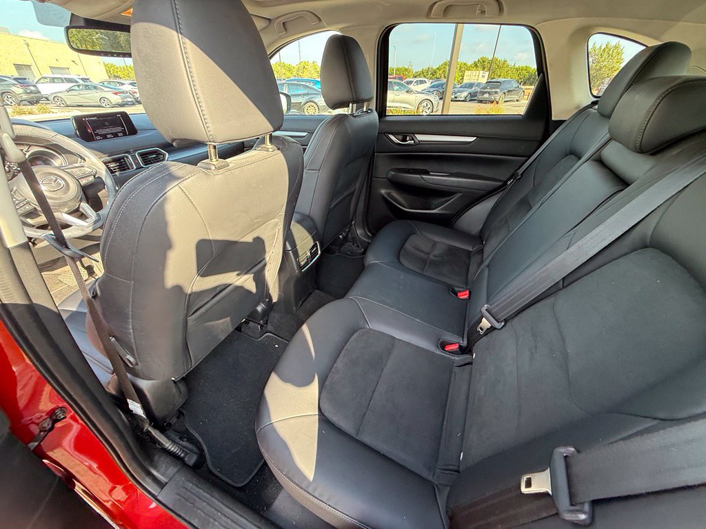 Used 2020 MAZDA CX-5 Touring FWD image 9