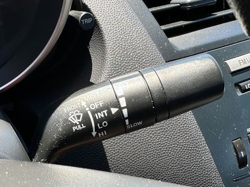 Used 2011 MAZDA MAZDA3 i Touring image 46