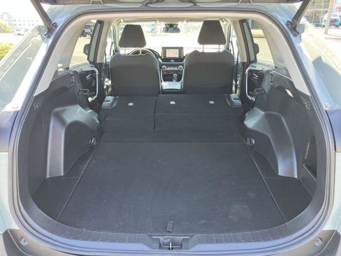 Used 2022 Toyota RAV4 XLE w/ Convenience Package image 26