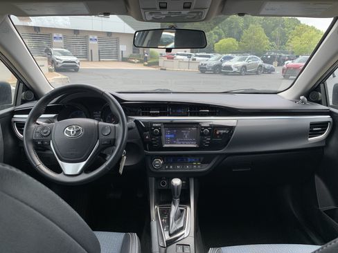 Used 2016 Toyota Corolla S FWD image 26