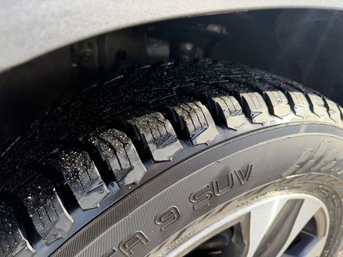 Certified 2022 Toyota Highlander XLE image 10