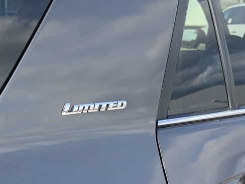Used 2018 Toyota 4Runner Limited RWD image 23