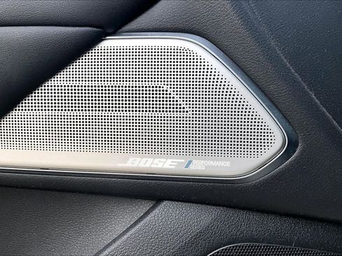 Used 2017 INFINITI Q60 w/ Cargo Package image 28